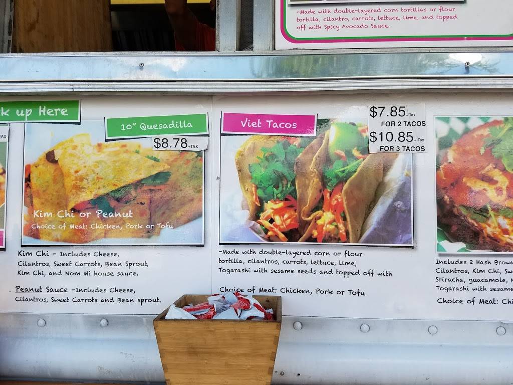 Nom Mi Street | restaurant | 1000-1348 Post Oak Park Dr, Houston, TX 77027, USA | 7133209504 OR +1 713-320-9504