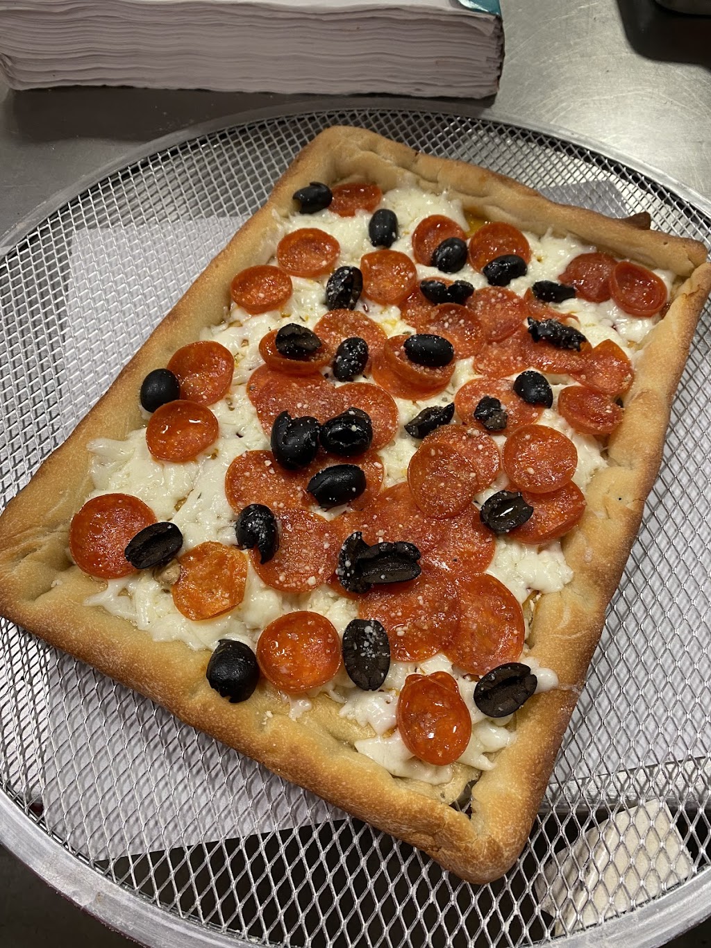 Dino’s Pizza Kitchen | meal takeaway | 83 Wright Brothers Ave, Livermore, CA 94551, USA | 9255018007 OR +1 925-501-8007