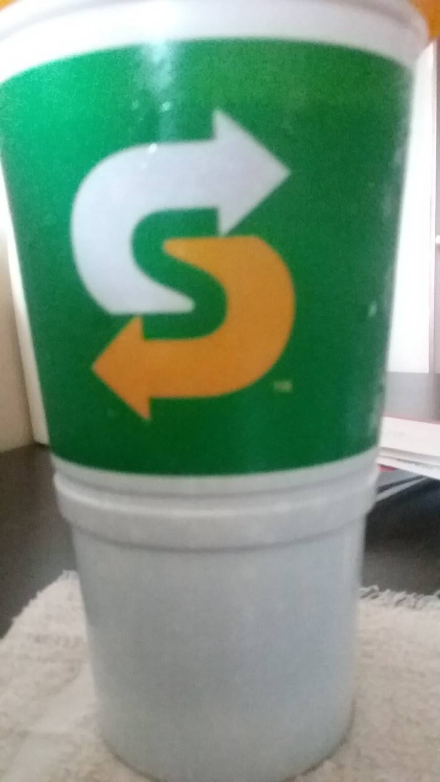 Subway | restaurant | 2931 New Pinery Rd, Portage, WI 53901, USA | 6087425331 OR +1 608-742-5331