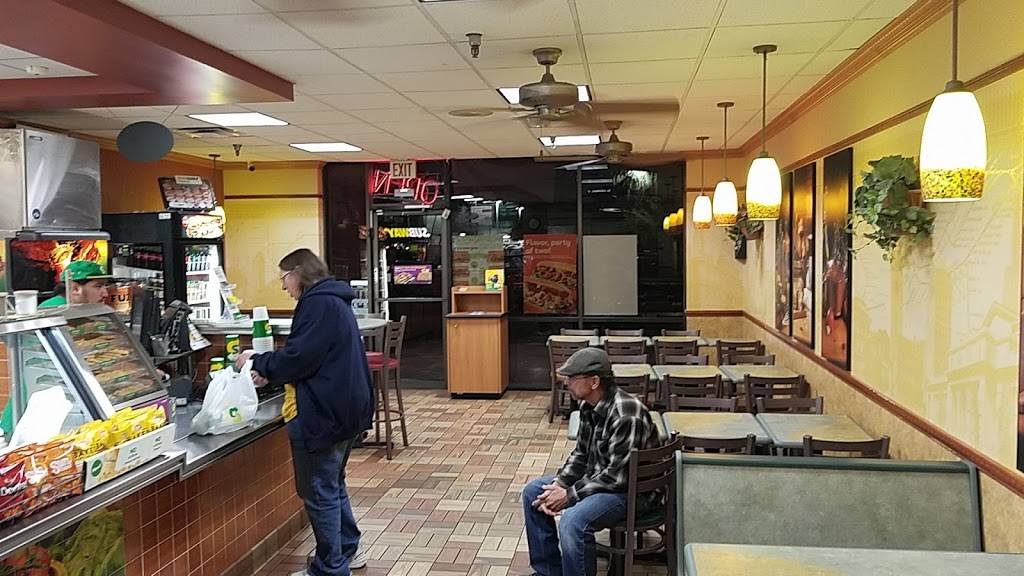 Subway Restaurants | restaurant | 1940 W Baseline Rd #2, Mesa, AZ 85202, USA | 4808978535 OR +1 480-897-8535