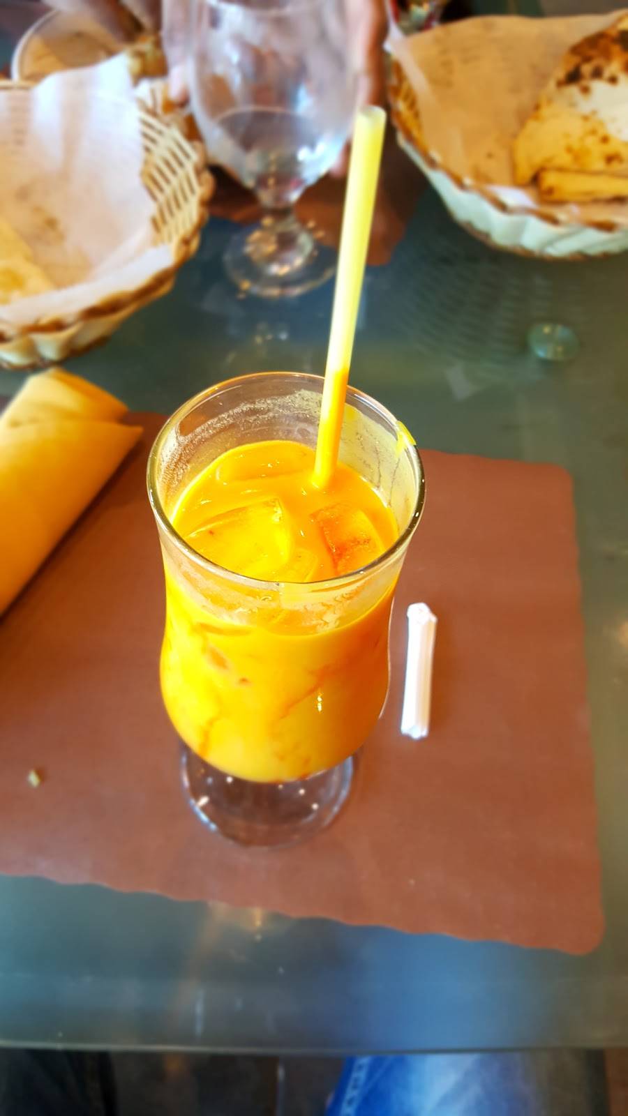 Guru Palace | restaurant | 2215 US-1, North Brunswick Township, NJ 08902, USA | 7323989022 OR +1 732-398-9022