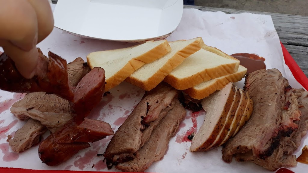 B&D Ice House | restaurant | 1004 S Alamo St, San Antonio, TX 78210, USA | 2102259801 OR +1 210-225-9801