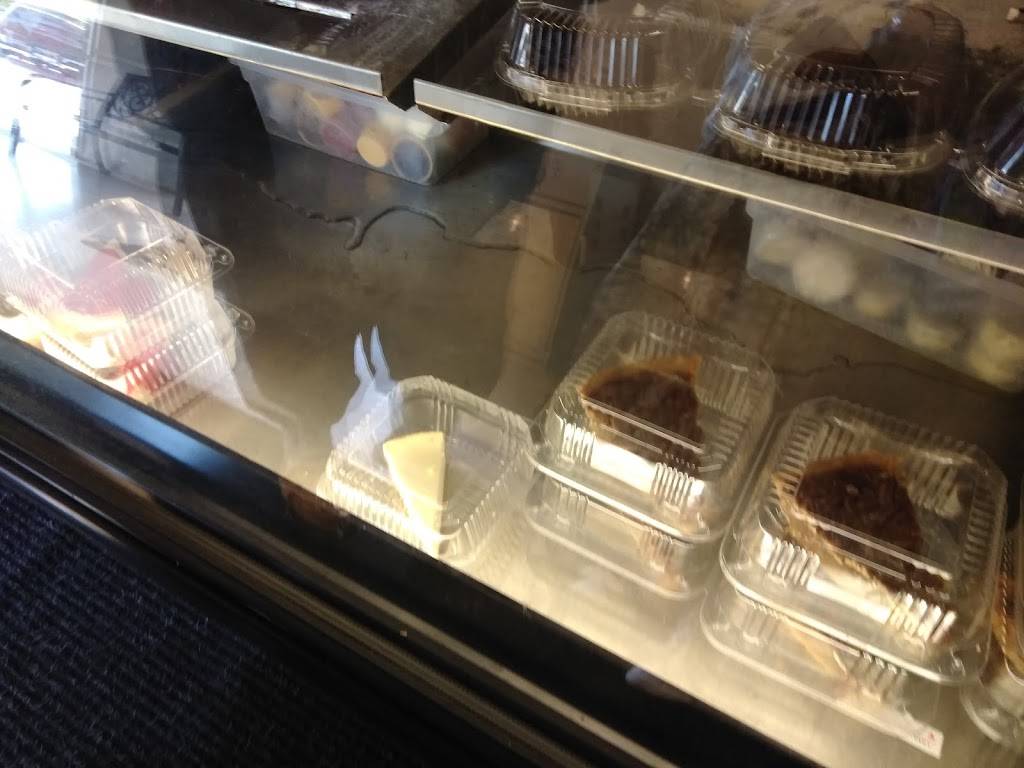 Captain JJ Fish & Chicken | restaurant | 4300 Summer Ave, Memphis, TN 38122, USA | 9013472287 OR +1 901-347-2287