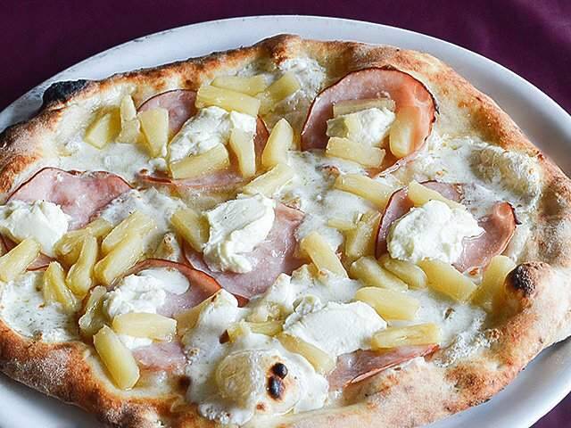 Wood Fired | restaurant | 2822 E Bearss Ave, Tampa, FL 33613, USA | 8133412900 OR +1 813-341-2900