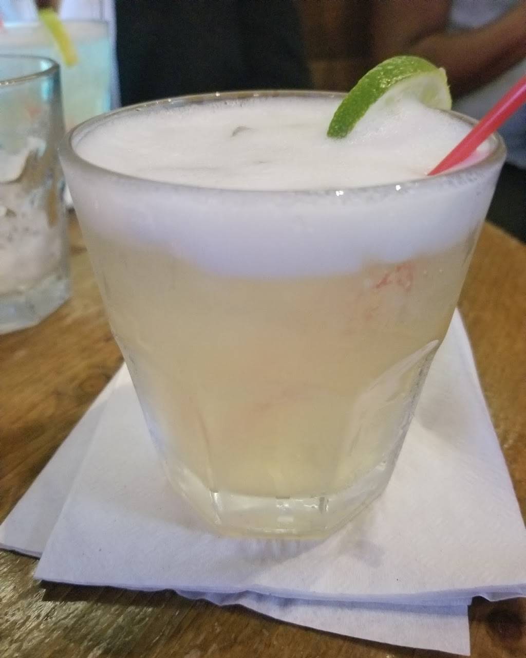 Mos Bar & Lounge | restaurant | 80 Lafayette Ave, Brooklyn, NY 11217, USA | 7187972849 OR +1 718-797-2849