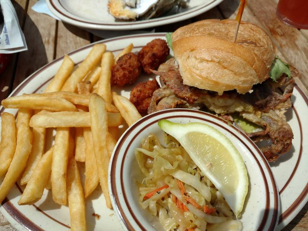 Hudsons Seafood House On The Docks | restaurant | 1 Hudson Rd, Hilton Head Island, SC 29926, USA | 8436812772 OR +1 843-681-2772