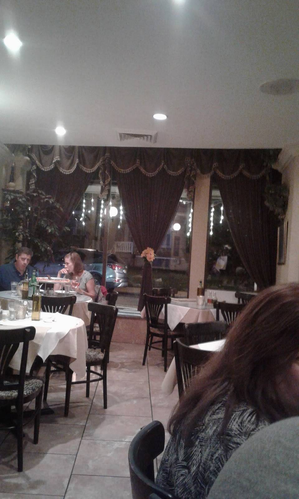 Villaggio Pizzaria Restaurante | restaurant | 7517 Amboy Rd, Staten Island, NY 10307, USA | 9292961146 OR +1 929-296-1146