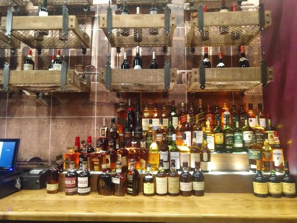 Fadó Irish Pub | restaurant | 4022 Townsfair Way, Columbus, OH 43219, USA | 6144180066 OR +1 614-418-0066