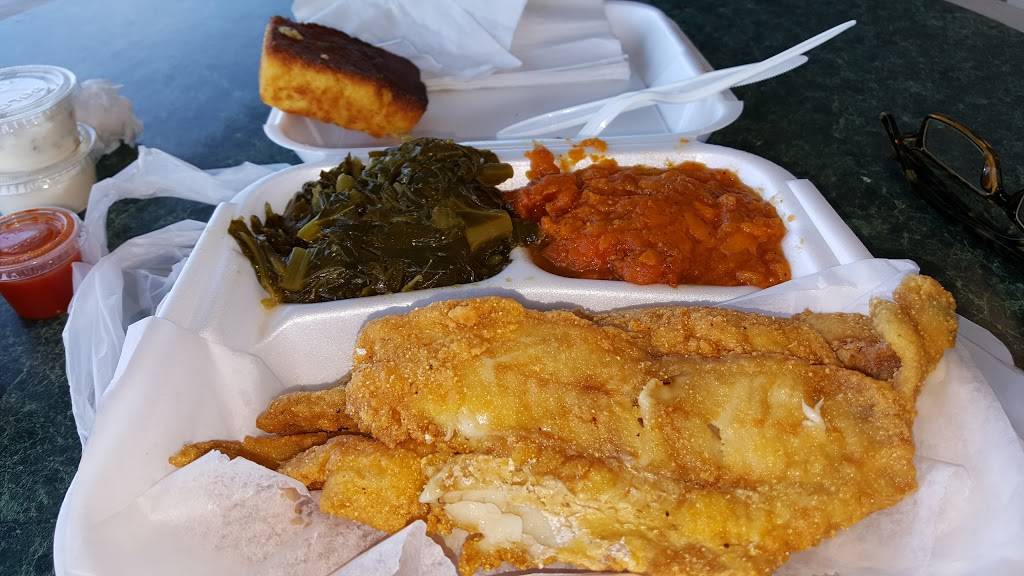 Henrys Soul Cafe | cafe | 5431 Indian Head Hwy, Oxon Hill, MD 20745, USA | 3017496856 OR +1 301-749-6856