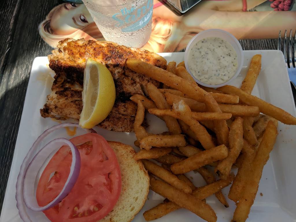The Sandbar & Kitchen | restaurant | 2910 Atlantic Ave, Fernandina Beach, FL 32034, USA | 9043103648 OR +1 904-310-3648