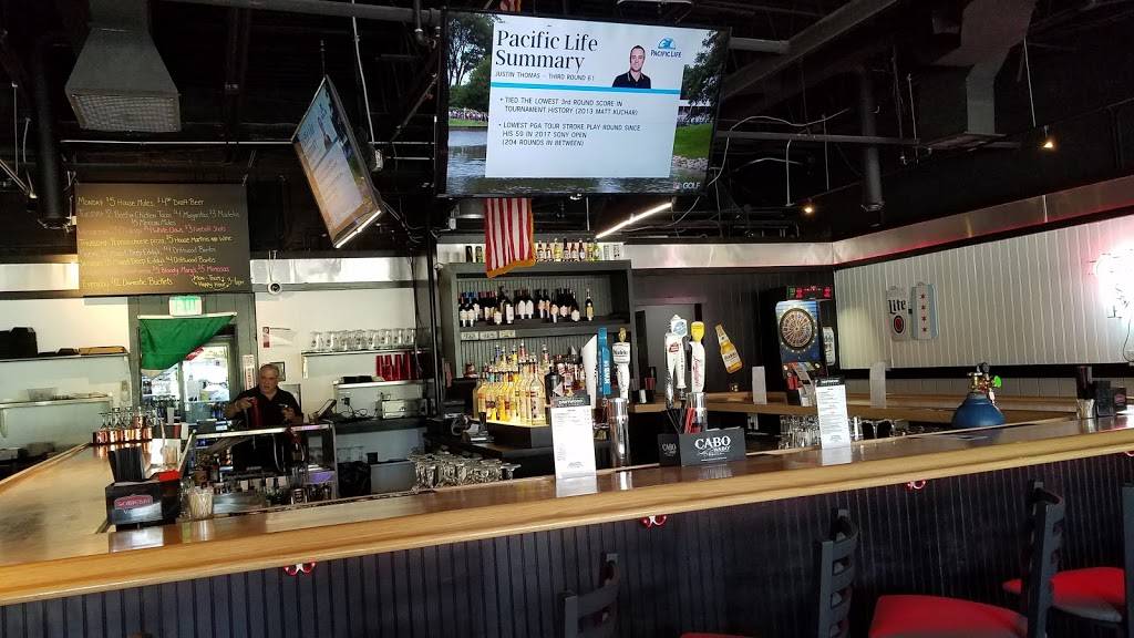 The Driftwood Lounge | restaurant | 6928 Wolf Rd, Indian Head Park, IL 60525, USA | 7085054704 OR +1 708-505-4704