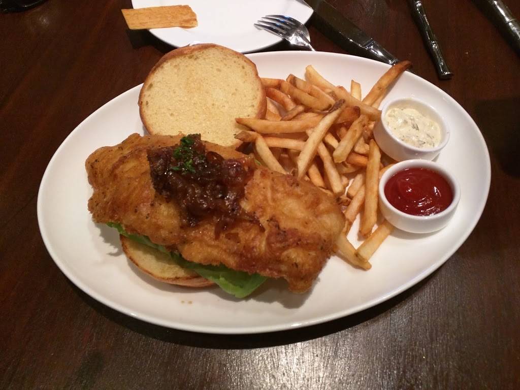 Tommy Bahama Restaurant, Bar & Store | restaurant | 6635 S Las Vegas Blvd, Las Vegas, NV 89119, USA | 7029486828 OR +1 702-948-6828