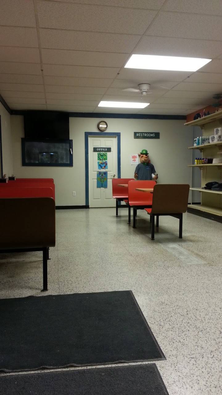 Kamp N Kones | restaurant | 11307 140th St, Davenport, IA 52804, USA | 5638885966 OR +1 563-888-5966