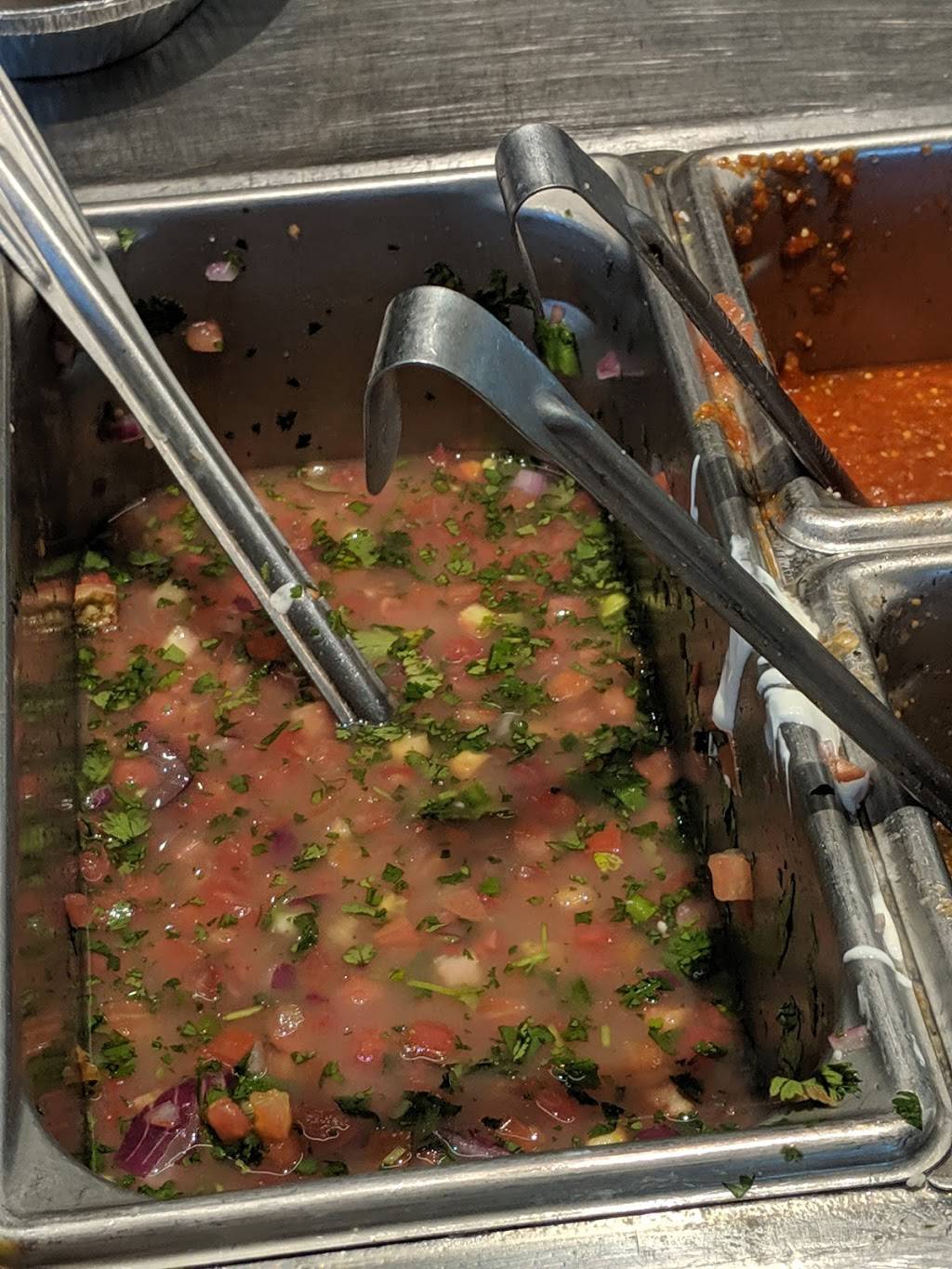 Chipotle | restaurant | 17599 Kenwood Trail, Lakeville, MN 55044, USA | 9528920110 OR +1 952-892-0110