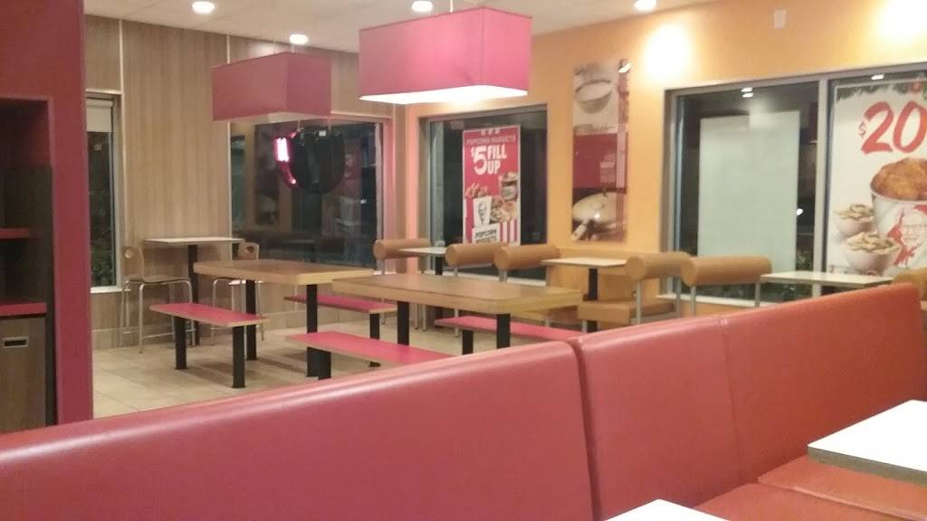 KFC | restaurant | 641 Louis Henna Blvd, Round Rock, TX 78664, USA | 5122488871 OR +1 512-248-8871