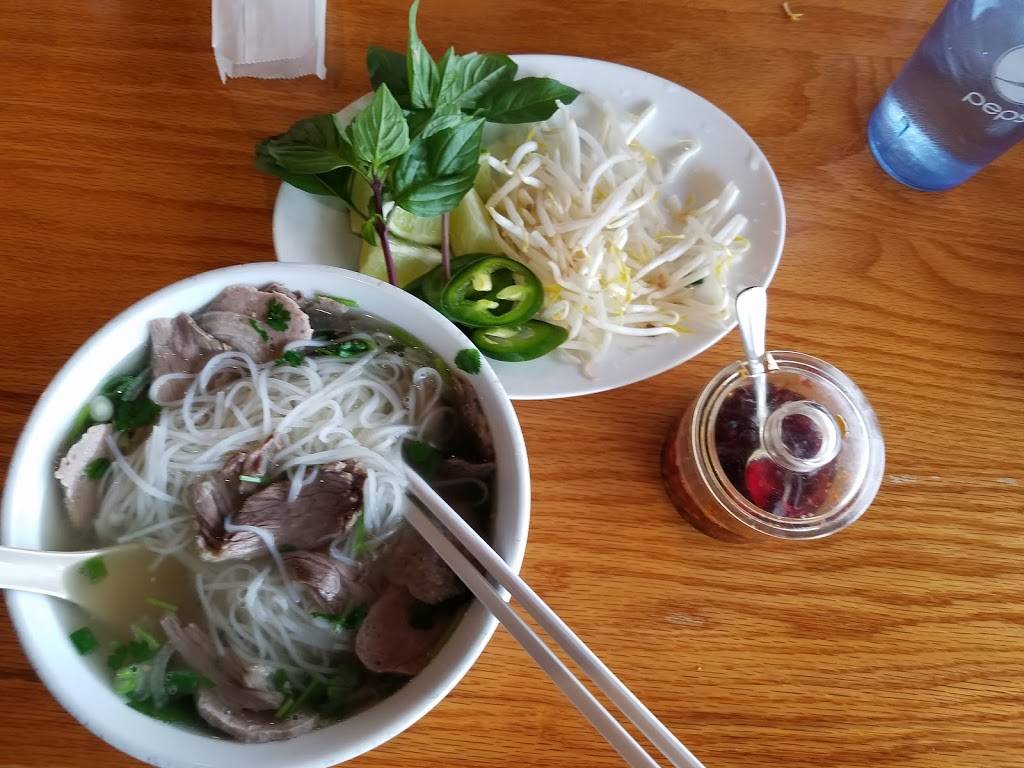 Pho Duy | restaurant | 3000 23rd Ave, Greeley, CO 80631, USA | 9703564449 OR +1 970-356-4449
