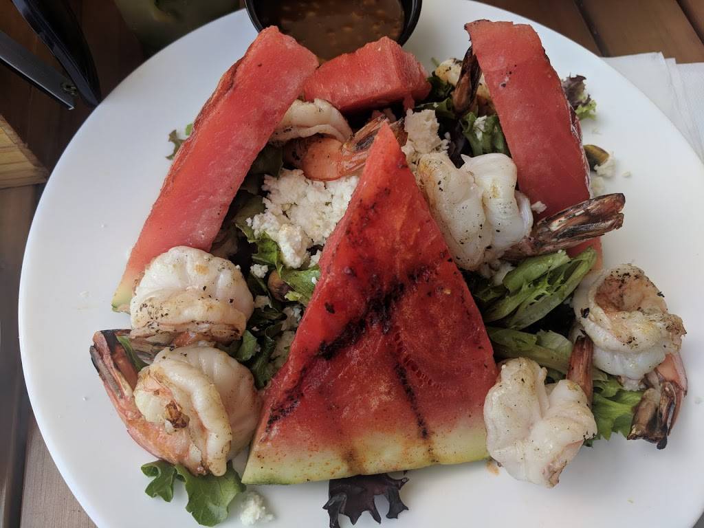 Johnny Longboats | restaurant | 2401 N Ocean Ave, Riviera Beach, FL 33404, USA | 5612492795 OR +1 561-249-2795