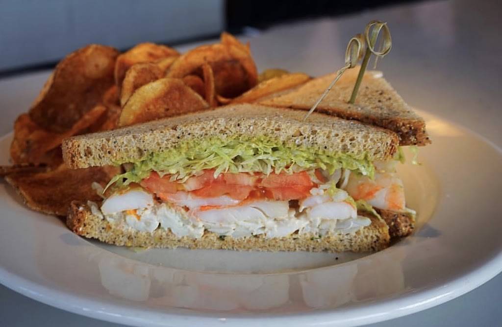 Desi Vega’s Seafood and Prime Steaks | restaurant | 111 Veterans Blvd #150, Metairie, LA 70005, USA | 5042932490 OR +1 504-293-2490