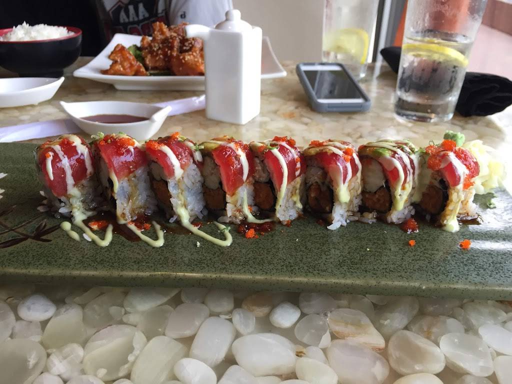 Raku | restaurant | 3939 W 50th St #101, Edina, MN 55424, USA | 9523582588 OR +1 952-358-2588