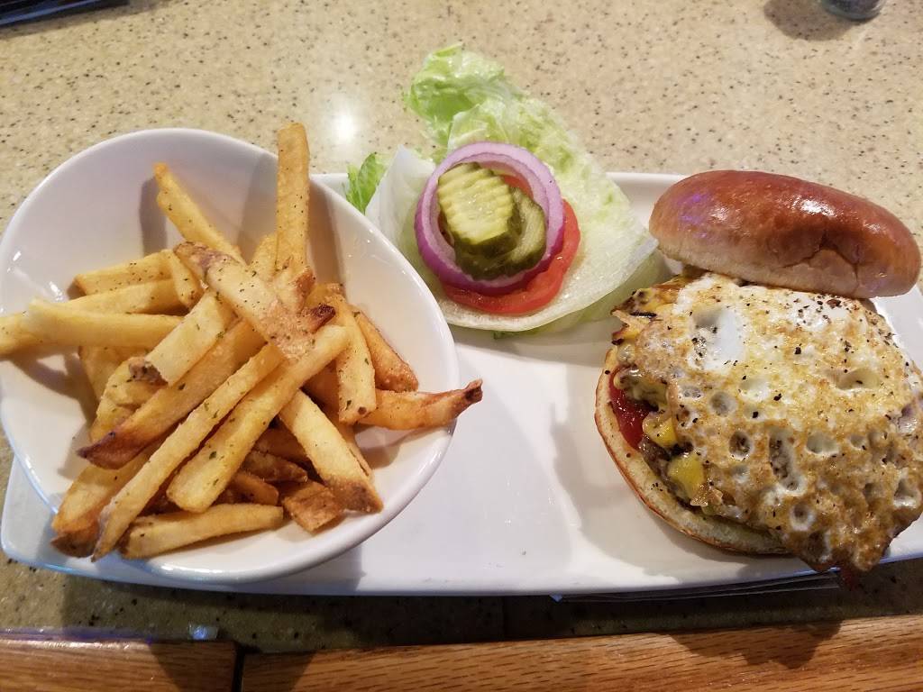 Applebees Grill + Bar | restaurant | 6505 Baltimore National Pike, Catonsville, MD 21228, USA | 4107882627 OR +1 410-788-2627