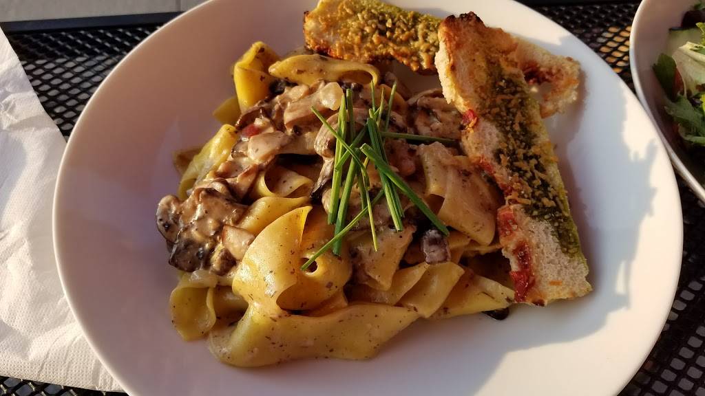 Wild Onion Tied House | restaurant | 1111 South Blvd, Oak Park, IL 60302, USA | 7086283553 OR +1 708-628-3553