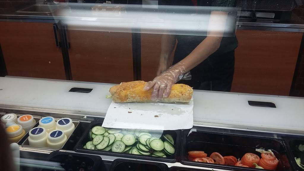 Subway Restaurants | restaurant | 2388 Lee Rd 430, Smiths Station, AL 36877, USA | 3342987774 OR +1 334-298-7774