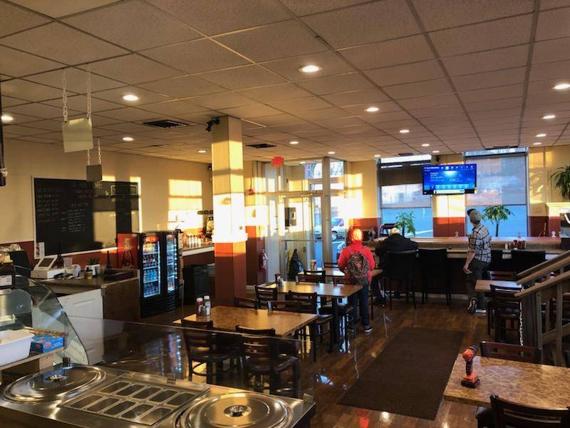 Un Arret Cafe | restaurant | 176 Pine St, Northampton, MA 01062, USA | 4137273236 OR +1 413-727-3236