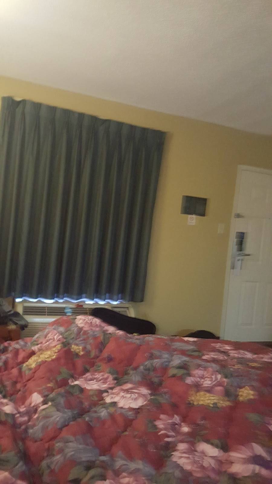 Econo Lodge | restaurant | 9822 Huff N Puff Rd, Lakeland, TN 38002, USA | 9013887120 OR +1 901-388-7120