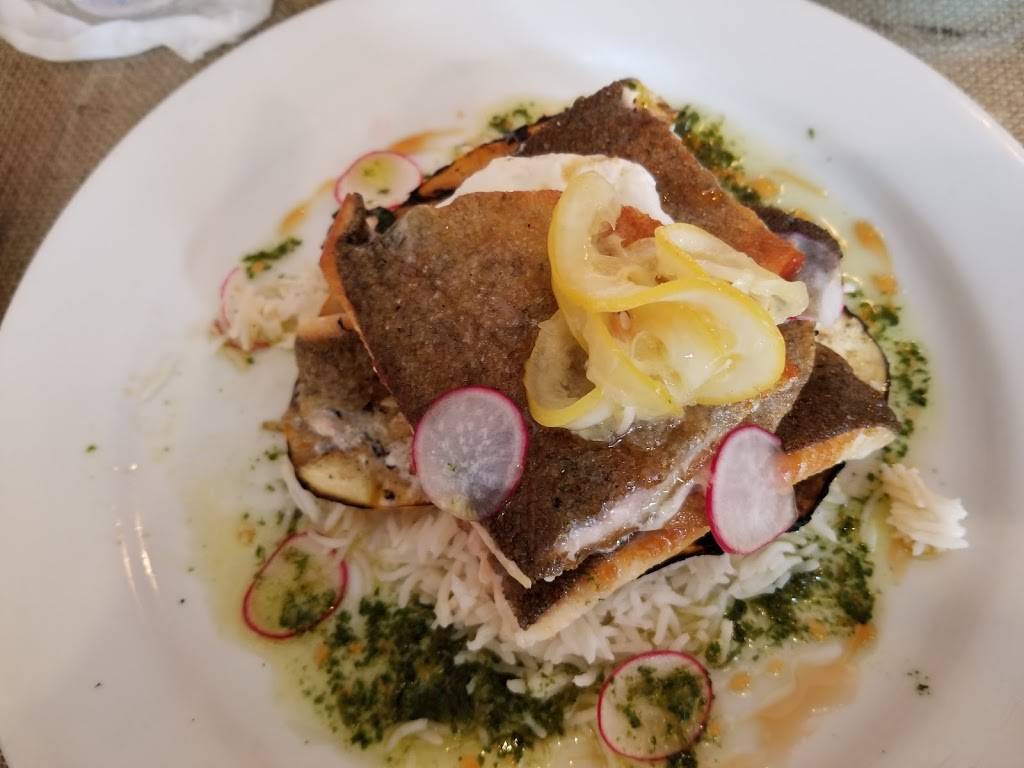 Local Dish Restaurant | restaurant | 217 Main St, Fort Mill, SC 29715, USA | 8035472201 OR +1 803-547-2201