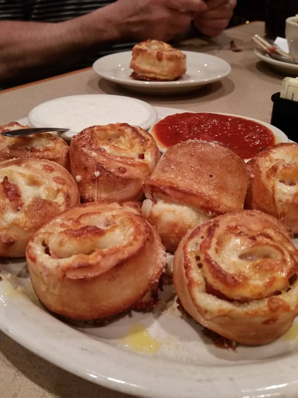 Downeys House | restaurant | 6081 Steubenville Pike, McKees Rocks, PA 15136, USA | 4124895631 OR +1 412-489-5631