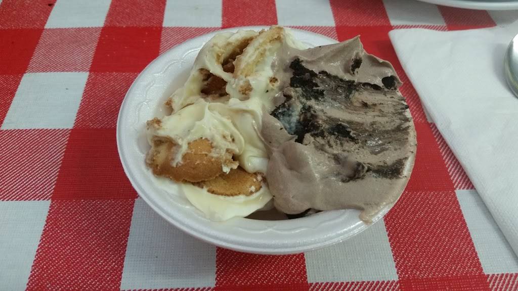 Music Mans Bar-B-Que | restaurant | 112 E State Rd S-8-245, Moncks Corner, SC 29461, USA | 8438997675 OR +1 843-899-7675