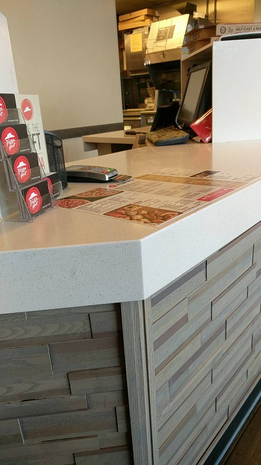 Pizza Hut | meal takeaway | 16380 Wagner Way, Eden Prairie, MN 55344, USA | 9529344900 OR +1 952-934-4900