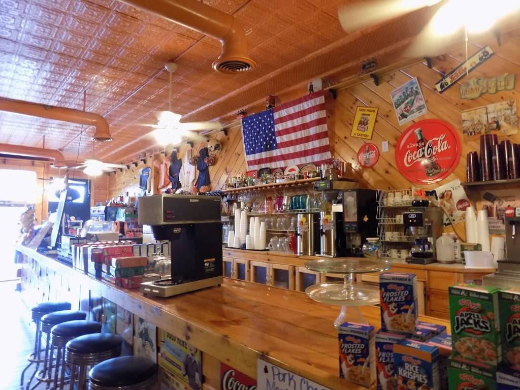 Tellico Junction Cafe | restaurant | 17 Main St, Englewood, TN 37329, USA | 4238877770 OR +1 423-887-7770
