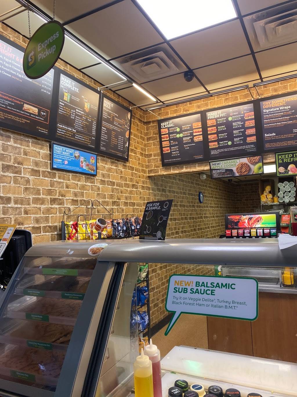 Subway | restaurant | 7795 W Flagler St Suite 60, Miami, FL 33144, USA | 3052613287 OR +1 305-261-3287
