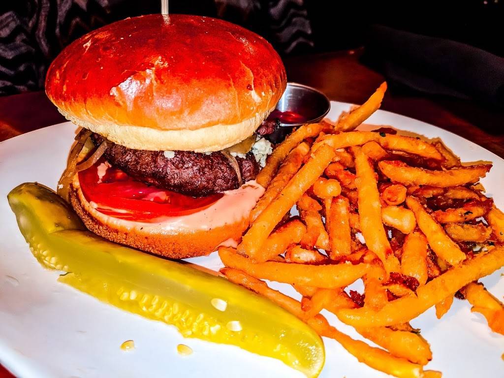 Black Diamond Tavern | restaurant | 42172 Moonridge Way, Big Bear Lake, CA 92315, USA | 9093660871 OR +1 909-366-0871