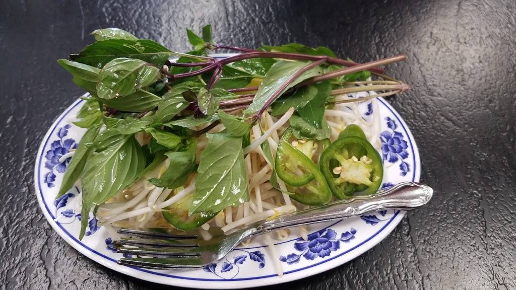 Phở 881 | restaurant | 3550, 881 E Anaheim St, Long Beach, CA 90813, USA | 5625995305 OR +1 562-599-5305