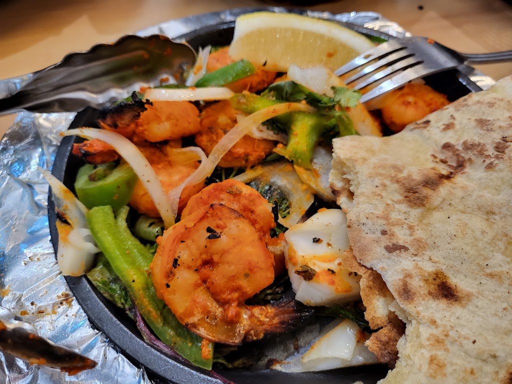 Naan Stopp Indian Restaurant | restaurant | 5845 Winter Garden Vineland Rd Suite # 130, Windermere, FL 34786, USA | 4073475487 OR +1 407-347-5487