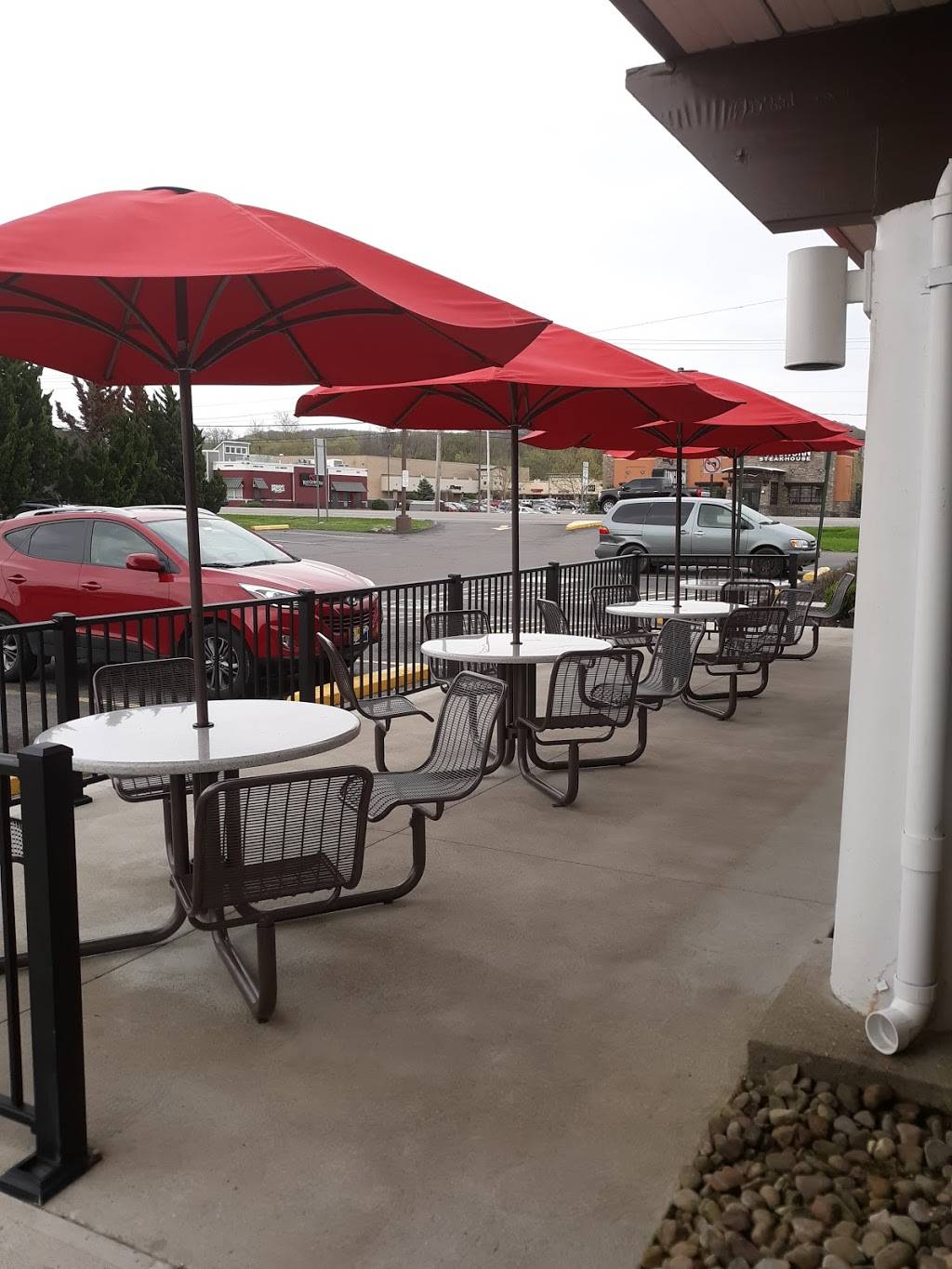 Arbys | restaurant | 1082 N Bridge St, Chillicothe, OH 45601, USA | 7407736584 OR +1 740-773-6584