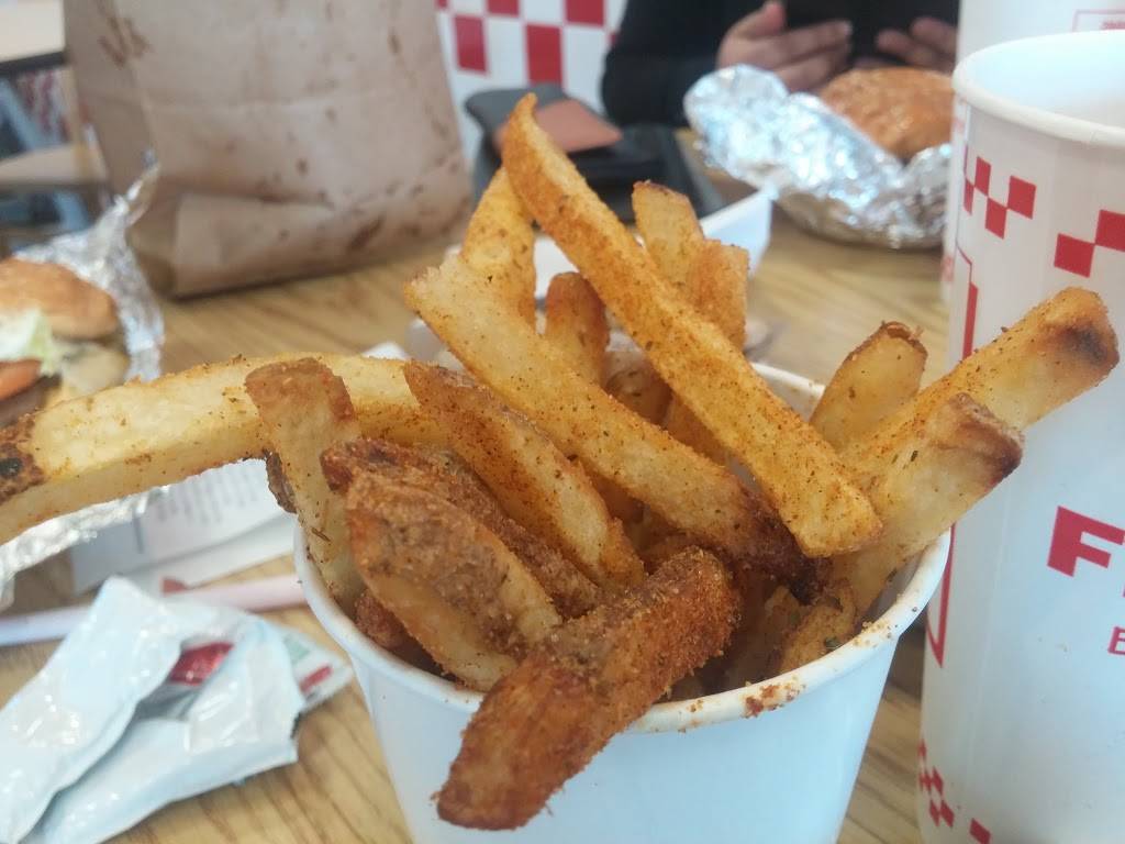 Five Guys | meal takeaway | 7635 W Bell Rd, Peoria, AZ 85382, USA | 6234866867 OR +1 623-486-6867