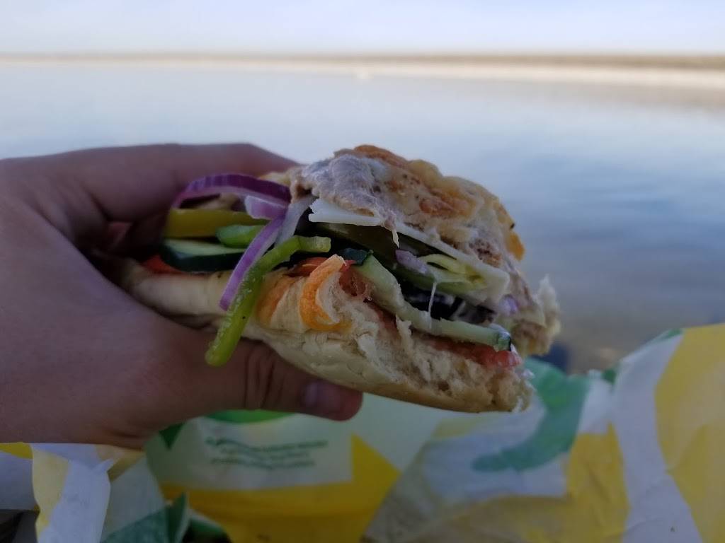 Subway Restaurants | restaurant | 6981 Cameron Blvd #101, Gilroy, CA 95020, USA | 4088473300 OR +1 408-847-3300