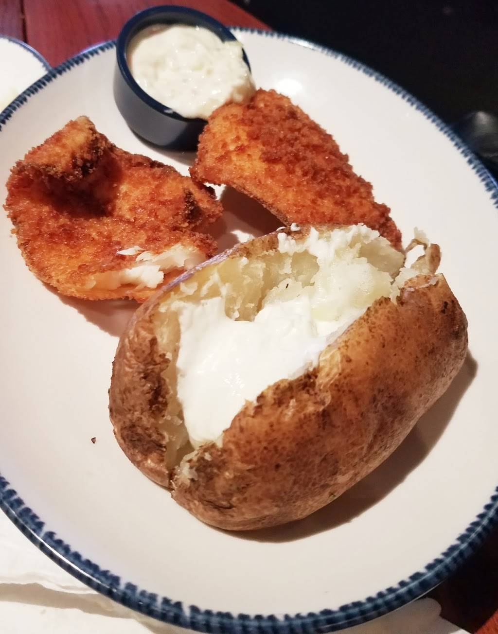 Red Lobster | restaurant | 255 Graff Rd SE, New Philadelphia, OH 44663, USA | 3303393535 OR +1 330-339-3535