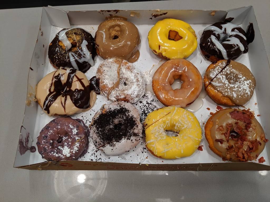 Duck Donuts Made To Order Donuts And Thrifty Ice Cream | bakery | 2222 Michelson Dr #200, Irvine, CA 92612, USA | 9497346900 OR +1 949-734-6900
