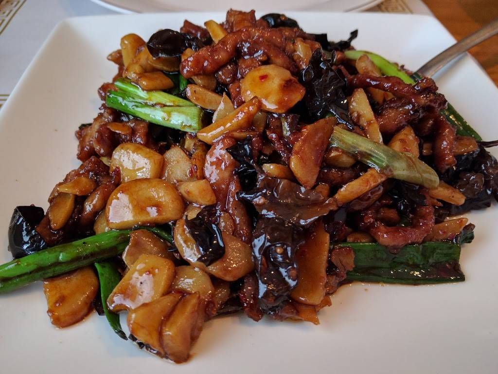 Great Wall of China South | restaurant | 6666 Carmel Rd, Charlotte, NC 28226, USA | 7045425409 OR +1 704-542-5409