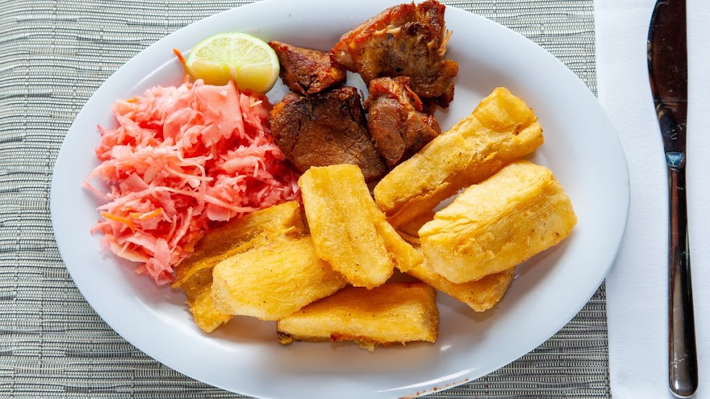 Pupuseria Mama Emilia | restaurant | 785 Rockville Pike Suite H, Rockville, MD 20852, USA | 3016057063 OR +1 301-605-7063