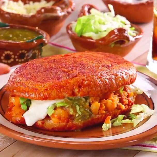 Martas Tamales En Milwaukee Wisconsin | restaurant | 1023 S Cesar E Chavez Dr, Milwaukee, WI 53204, USA | 4149755410 OR +1 414-975-5410