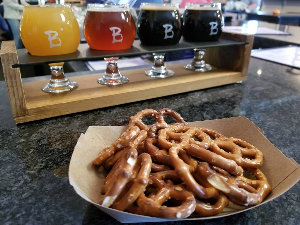 Barnstable Brewing | restaurant | 485 W Main St, Hyannis, MA 02601, USA | 7744706989 OR +1 774-470-6989