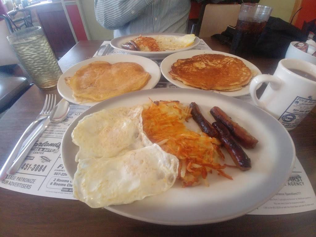 The Kitchen | restaurant | 329 N Cedar Ave, Owatonna, MN 55060, USA | 5074519991 OR +1 507-451-9991