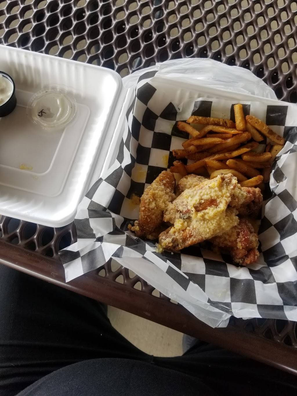 1757 Bar & Grille | restaurant | 920 Jim Thorpe Rd, Carlisle, PA 17013, USA | 7172433262 OR +1 717-243-3262