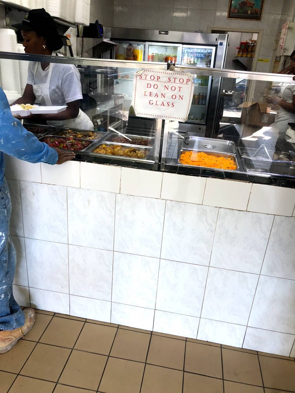 Kelly D | restaurant | 22411 Merrick Blvd, Jamaica, NY 11413, USA | 7189490390 OR +1 718-949-0390