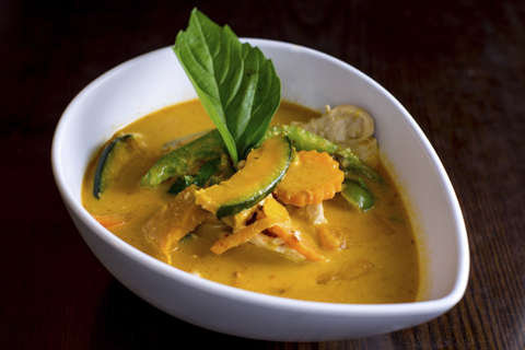 Aroy Dee Thai Kitchen | restaurant | 20 John St, New York, NY 10038, USA | 2125289922 OR +1 212-528-9922